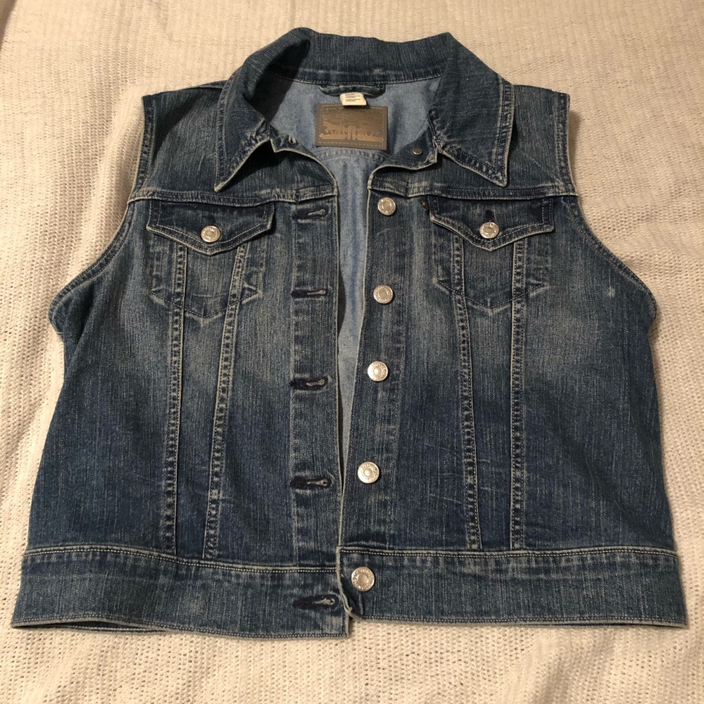 Denim/Jean Vest - Levi’s - never worn